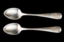 Two tea spoons, silver 84. Manufacturer - Orest Kurlyukov. Moscow, Russian Empire. The reign of Nicholas II. The size 10,5 cm and weight 36 gr.
Used