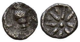 Ionia. Ephesos circa 500-420 BC. Tetartemorion AR 6mm, 0,28g