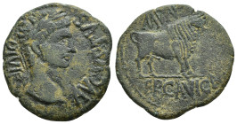 HISPANIA ANTIGUA. ERCAVICA. Augusto. As. A/ Cabeza laureada a der.; AVGVSTVS DIVI F. R/ Toro a der.; MVN/ERCAVICA. AE 10,71 g. 28,2 mm. I-1277; APRH-4...