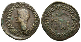 HISPANIA ANTIGUA. ILICI. Tiberio. Semis. A/ Cabeza a izq.; TI CAESAR DIVI AVGVSTI F AVGVSTVS P M. R/ Aquila entre dos signa; Q-I/I-A; T COELIVS PROCVL...