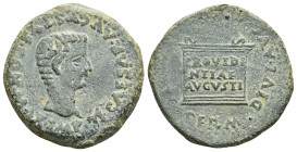 HISPANIA ANTIGUA. ITALICA. Tiberio. As. A/ Cabeza a der.; TI CAESAR AVGVSTVS PONT MAX IMP. R/ Altar con PROVIDE/NTIAE/AVGVSTI, MVNIC ITALIC PERM DIVI ...