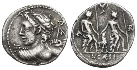 REPÚBLICA ROMANA. CAESIA. Lucius Caesius. Denario. Roma (112-111 a.C.). A/ Busto de Apolo Vejovis visto por detrás con haz de rayos, detrás monograma....