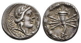 REPÚBLICA ROMANA. FABIA. Q. Fabius Maximus. Denario. Roma (82-80 a.C.). A/ Cabeza de Apolo a der., delante lira; ROMA Q MAX. R/ Cornucopia con haz de ...