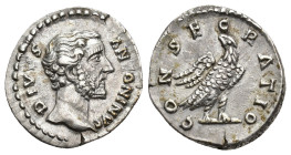 IMPERIO ROMANO. ANTONINO PÍO (bajo Marco Aurelio). Denario. Roma . A/ Cabeza a der.; DIVVS ANTONINVS. R/ Águila a der. con cabeza vuelta; CONSECRATIO....