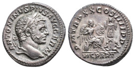 IMPERIO ROMANO. CARACALLA. Denario. Roma (217). A/ Cabeza laureada a der.; ANTONINVS PIVS AVG GERM. R/ Victoria sentada a der. inscribiendo en escudo ...