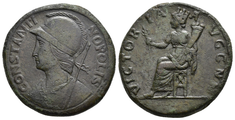 IMPERIO ROMANO. CONSTANTINO I. Medallón. A/ Busto de Constantinopla con yelmo y ...