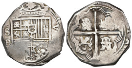 FELIPE II. 8 reales. Sin fecha visible. Sevilla. Tipo OMNIVM. B (1596-1598). AR 27,4 g. 34 mm. AC-tipo 206. Vanos. MBC.