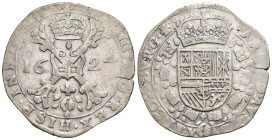 FELIPE IV. Patagón. 1624. Dôle. AR 26,29 g. 42,4 mm. Vanhoudt-645.DL. Cospel abierto. MBC.