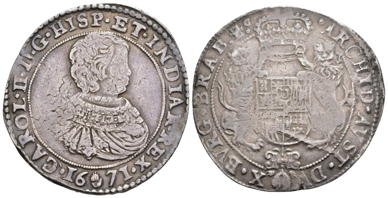 CARLOS II. Ducatón. 1671. Amberes. AR 32,41 g. 45,5 mm. Vanhoudt-692.AN. Rayita ...