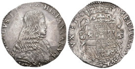CARLOS II. Felipe. 1676. Milán. AR 27,82 g. 42,5 mm. Crippa-3. Olivares-tipo 2 nº 278.MBC+/EBC-.