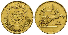 MONEDA EXTRANJERA. EGIPTO. I República. Libra. 1374-1955. AU 8,49 g. 23,9 mm. KM-387. SC.