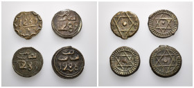 MONEDA EXTRANJERA. MARRUECOS. Lote de 4 monedas de 2 felús: 1286, 1287, 1267 y 1289 H. MBC/MBC+.