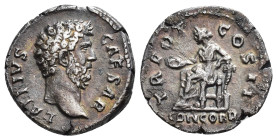 IMPERIO ROMANO. LUCIO ELIO (bajo Adriano). Denario. Roma (137). A/ Cabeza a der.; L AELIVS CAESAR. R/ Concordia sentada a izq. con pátera; TR POT COS ...