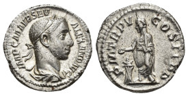 IMPERIO ROMANO. ALEJANDRO SEVERO. Denario. Roma (226). A/ Busto laureado y drapeado a der.; IMP CM AVR SEV ALEXAND AVG. R/ El emperador togado sacrifi...