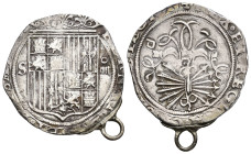 REYES CATÓLICOS. 4 reales. Sevilla. S-IIII y "D cuadrada" en rev. AR 14,03 g. 30,4 mm. AC-564. Anilla soldada al borde. MBC.