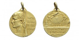 Tiro a Segno

Medaglia premio V gara nazionale di tiro a segno Roma 1937, Au, 22mm, 5,1g, RRR, segnetto al bordo altrimenti SPL