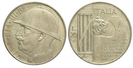 20 Lire 1928 Elmetto

Regno d'Italia, Vittorio Emanuele III, 20 Lire 1928 "Elmetto", Non comune Ag mm 35,5 g 19,91, impercettibile colpetto, SPL-FDC