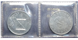 100 Lire 1974 Prova Ac

Repubblica Italiana, Monetazione in Lire, 100 Lire 1974 Prova, Rara Ac mm 27,8 nel box originale, FDC