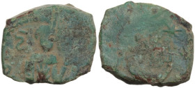 Capua. Ruggero II (1105-1154). Follaro. MEC 14, 192; Travaini 1995 208; D'Andrea-Contreras (Normans) 144. AE. 2.52 g. 15.00 mm. RRR. Molto raro. Patin...
