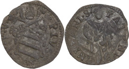 Fano. Pio V (1566-1572), Antonio Michele Ghislieri. Quattrino. CNI 12; M. 56; Berm. 1122. MI. 0.46 g. 16.00 mm. Bel BB.