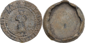 Venezia. Spezieria all'Umiltà Coronata. Teriaca, tappo sigillo di contenitore, XVII sec. D/ **THERIACA FINA IN VENEZIA, al centro, personificazione de...