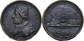 Clemente XI (1700-1721), Giovanni Francesco Albani. Medaglia annuale A. VI. D/ CLEMENS XI P M AN VI. Busto a sinistra con camauro, mozzetta e stola; n...