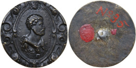 Pietro Donella di Carpi. Placchetta unifacie, XVI sec. D/ PETRVS DONELLA CARPEN. Busto a destra con armatura entro ovato dalla ricca cornice a cartocc...