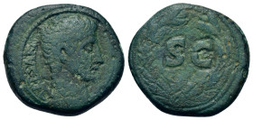 Augustus (27 BC-AD 14). Æ (24,7mm, 10.9g). Laureate head of Augustus r. R/ Large S C within wreath. Cf. RPC I 4248.