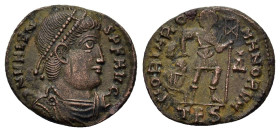 Valens (364-378). Æ Follis (18,2mm, 2.3g). Thessalonica.D N VALENS P F AUG diademed, draped, cuirassed bust right. R/ GLORIA ROMANORUM emperor right, ...