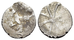 Constantine IV Pogonatus (668-685). AR Half Siliqua (13mm, 0.88g). Italian mint. Helmeted, draped and cuirassed bust of Constantinopolis r. R/ Large T...