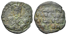 Leo VI the Wise (886-912). Æ Follis (26,6mm, 4.1g). Constantinople. +LEON bAS-ILEVS ROM, crowned bust facing with short beard, wearing chlamys, holdin...