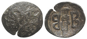 Andronicus II Palaeologus (1282-1328). Æ Trachy (21mm, 1.80g). Thessalonica. Large six-pointed petal star. R/ Andronicus standing facing, flanked by t...