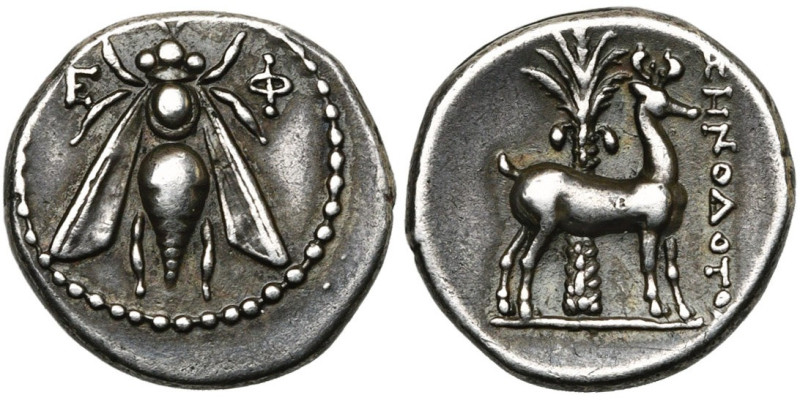 IONIE, EPHESE, AR drachme, 202-133 av. J.-C. D/ E-Φ Abeille. Grènetis. R/ Cerf à...