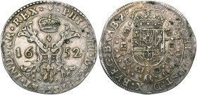 BRABANT, Duché, Philippe IV (1621-1665), AR demi-patagon, 1652, Anvers. D/ Croix de Bourgogne sous une couronne, portant le bijou de la Toison d'or. R...