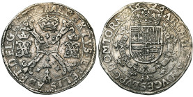 TOURNAI, Seigneurie, Albert et Isabelle (1598-1621), AR patagon, 1616. D/ Croix de Bourgogne sous une couronne, portant le bijou de la Toison d'or. R/...