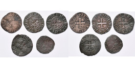 RUMMEN, lot van 5 st.: Jan II van Wesemael (1415-1464), dubbele mijt (4); Johanna van Wesemael (1464-74), dubbele mijt (Vlaams type). Lucas 37, 51.
...
