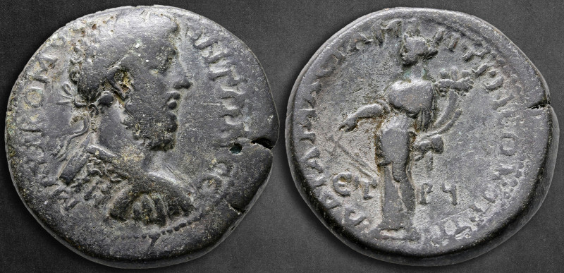 Pontos. Amaseia. Commodus AD 177-192. 
Bronze Æ

33 mm, 26,46 g

Μ ΑΥΡ ΚΟΜΟ...