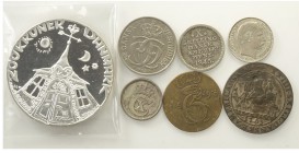 Denmark Lot

Denmark e West Indies, Lotto di 7 monete, segnaliamo: 5 Cents 1878 (h) KM-69 BB-SPL, 10 Skillings 1845 KM-16 BB+, 5 Cents 1905 (h) KM-7...