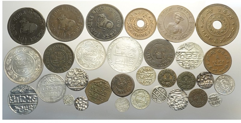India Lot

India, Lotto di 31 monete, Indore (4) Jaipur (4) Jaora (2) Junagadh...