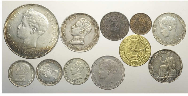 Spain Lot

Spain, Lotto di 11 monete 1899-1937 segnaliamo: 5 Pesetas 1899 (99)...