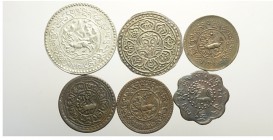Tibet Lot

Tibet, Lotto di 6 monete 1899-1946, segnaliamo: 3 Srang (1946) Y-26 SPL, Tangka (1899) Y-D13.5 q.SPL
