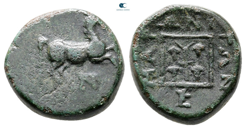 Thrace. Maroneia circa 398-347 BC. 
Bronze Æ

16 mm, 3,78 g



Nearly Ver...