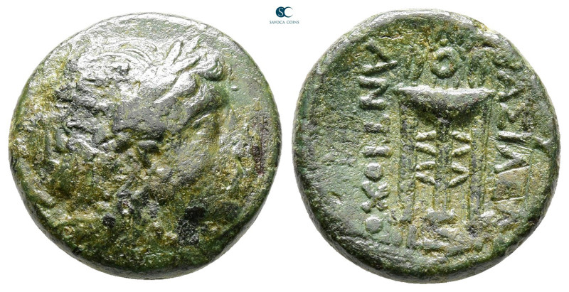 Seleukid Kingdom. Sardeis. Antiochos II Theos 261-246 BC. 
Bronze Æ

18 mm, 4...