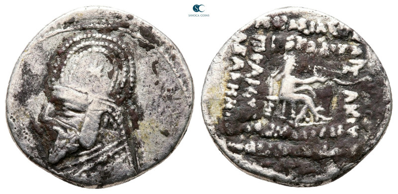 Kings of Parthia. Rhagae. Sinatrukes 93-69 BC. 
Drachm AR

19 mm, 3,62 g

...