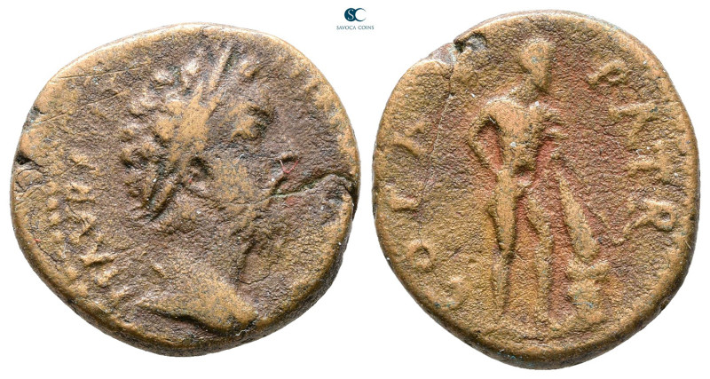 Troas. Alexandreia. Commodus AD 180-192. 
Bronze Æ

20 mm, 5,67 g



Fine...