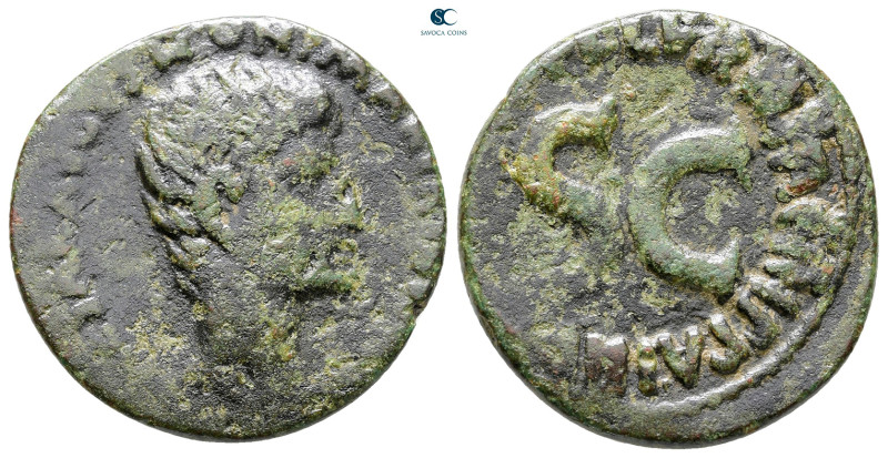 Augustus 27 BC-AD 14. Rome
As Æ

26 mm, 6,25 g



Fine