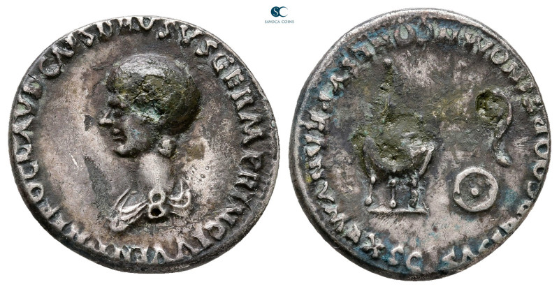 Nero, as Caesar AD 50-54. Rome
Fourreé Denarius Æ

18 mm, 2,52 g



Nearl...