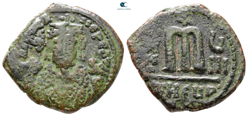 Maurice Tiberius AD 582-602. Theoupolis (Antioch)
Follis or 40 Nummi Æ

29 mm...