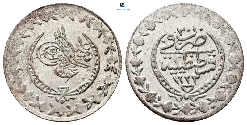 Turkey. Mahmud II AD 1808-1839. 
Yirmilik AR

21 mm, 1,45 g



Very Fine