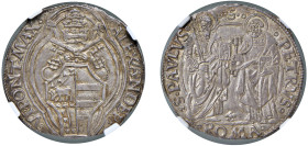 ALESSANDRO VI, Rodrigo De Borja (1492-1503) - Grosso s.d., Roma
Argento - 3,29 gr. - diam. 27/28 mm
Dritto: Stemma ottagono sormontato da triregno e...